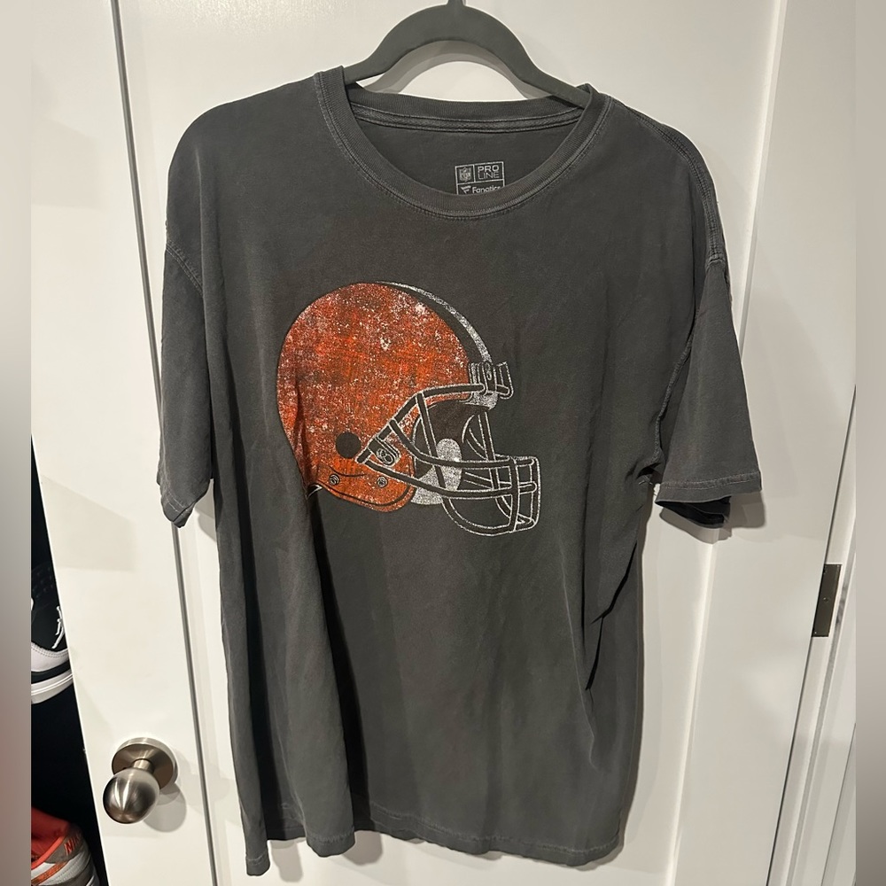 Fanatics football vintage graphic tee